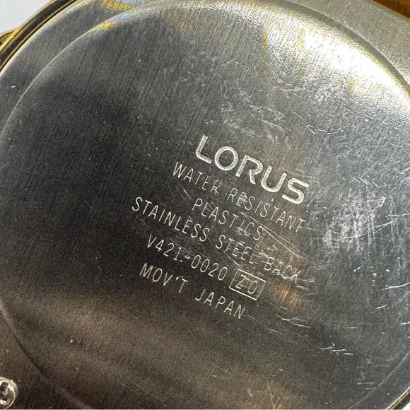 VINTAGE LORUS MICKEY & MINNIE MOUSE Disney "LOVE" Musical Watch - Picture 7 of 8